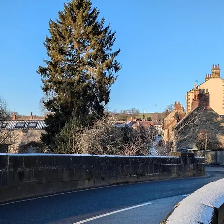 The Old Post Office - With Parking Helmsley